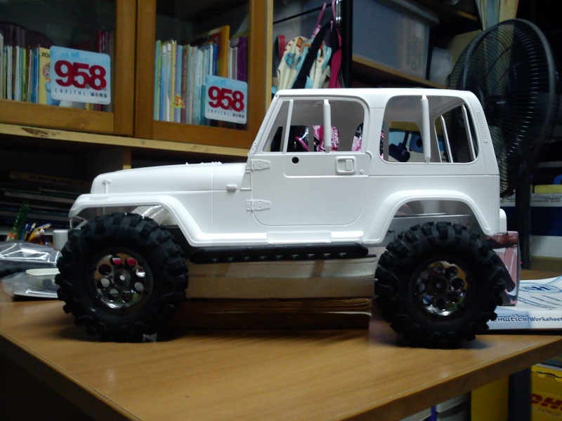 jeep - Slow's Jeep Wrangler Build photos - AX10 with custom made scale chassis Dsc00413