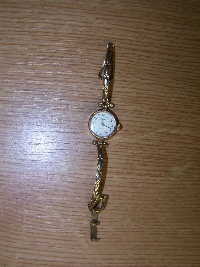montre femme aurore antichoc