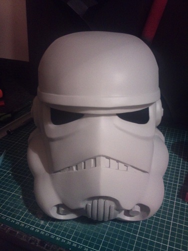 casque stormtrooper (pepakura,résine,mastic,peinture) 420