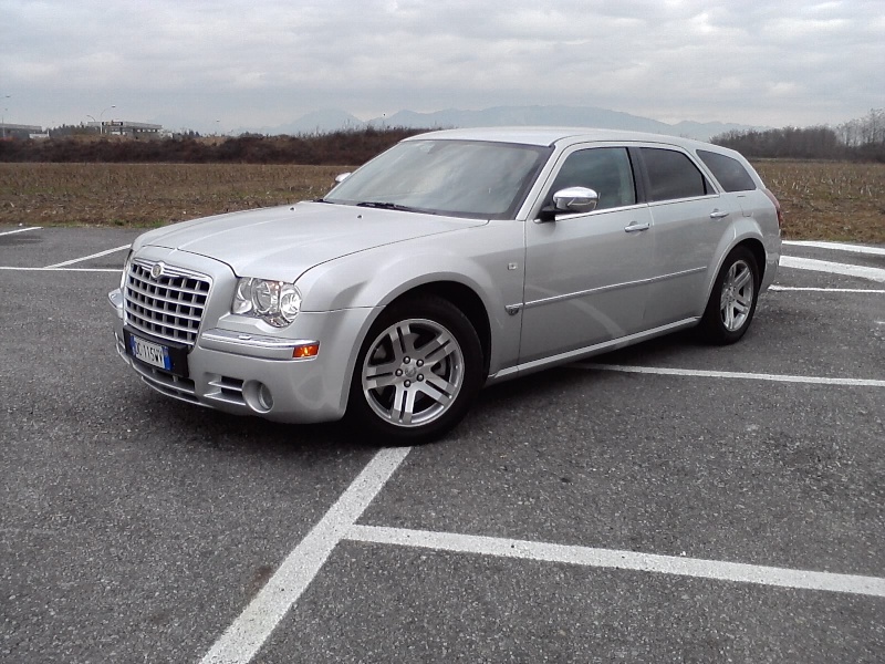 Chrysler 300c touring di Mirko 6_chry11