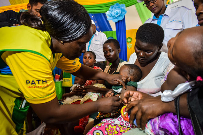 Le Kenya et le Malawi, zones test pour un carnet de vaccination injecté sous la peau A4c55710