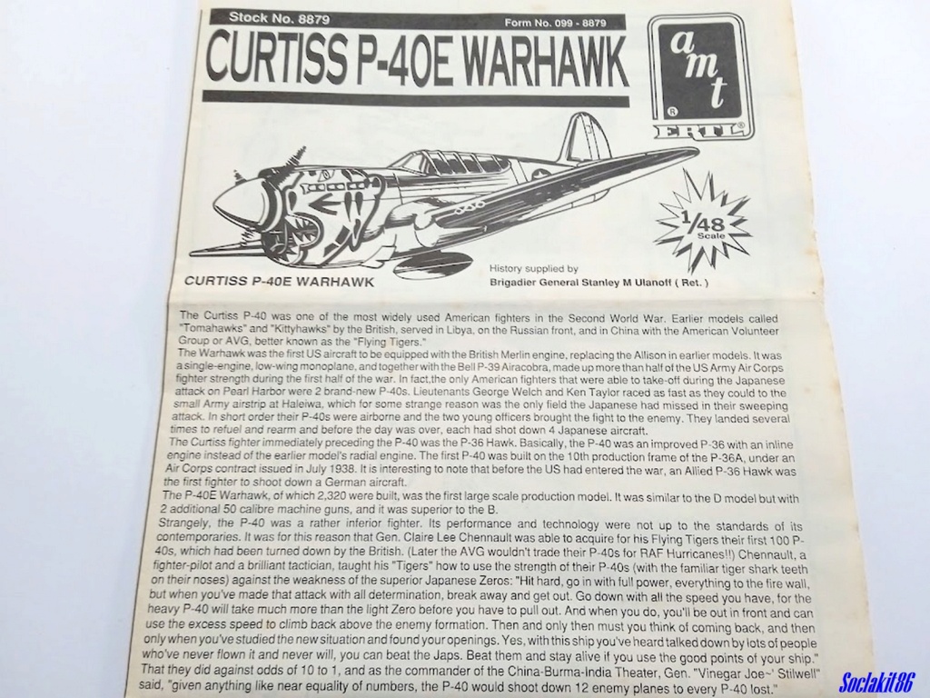1/48 -  Curtiss P-40E Warhawk - AMT/ERTL   01102