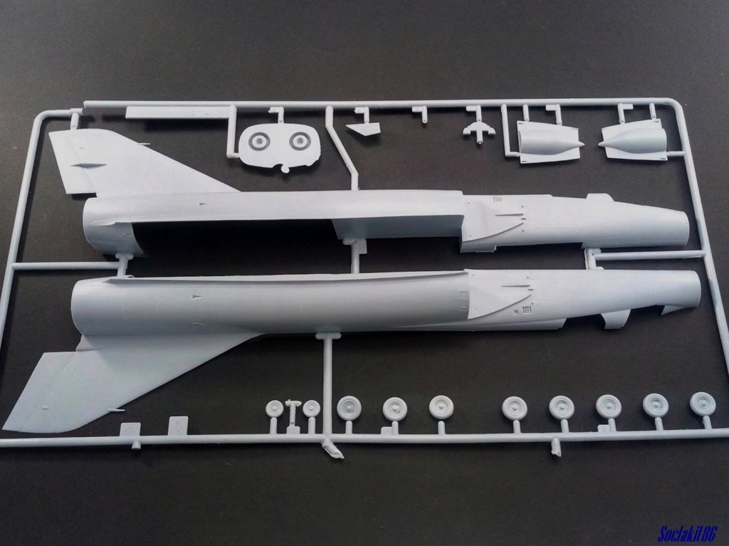 1/48 - Mirage IVA - Heller + Divers 0138