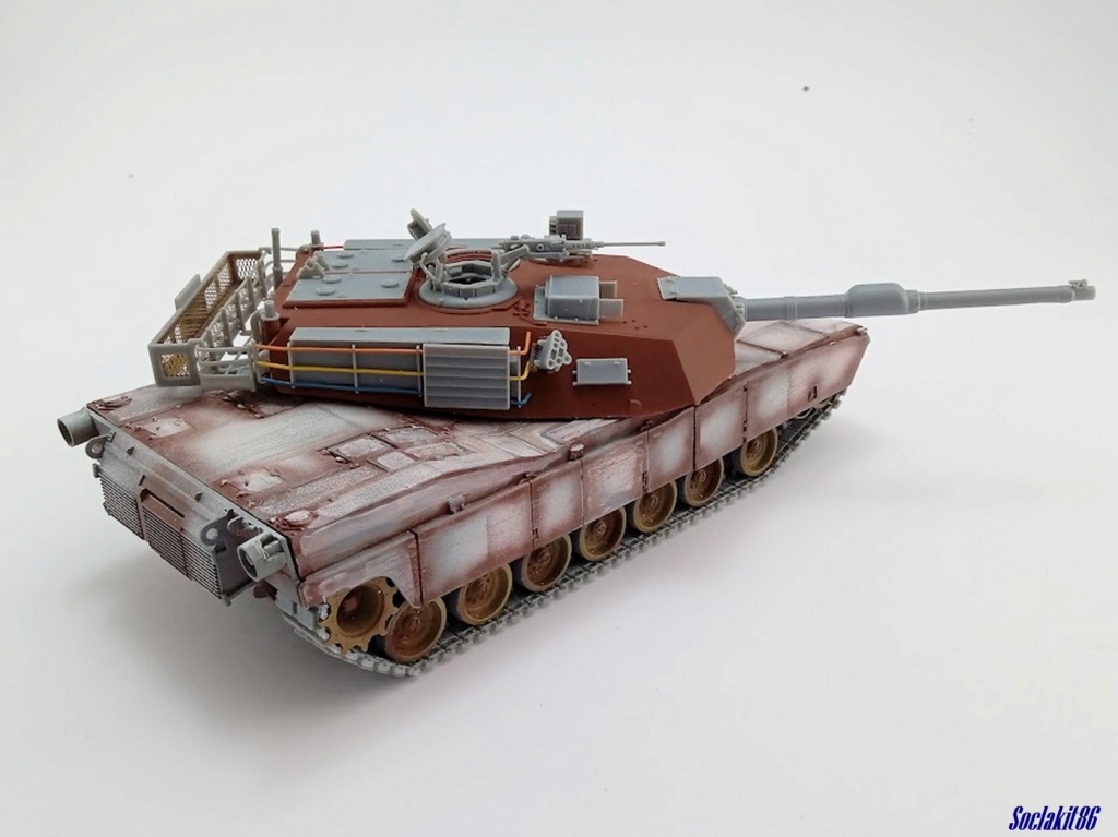 Fin de montage / restoration d'un M1A1AH Abrams au 1/35 (Dragon 3533) 0477