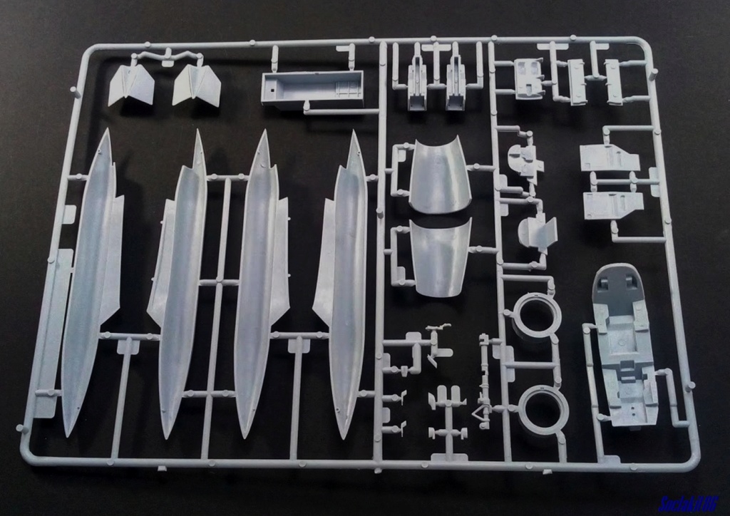 1/48 - Mirage IVA - Heller + Divers 0833