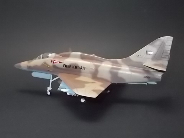 1/48 - Douglas A-4KU Skyhawk - Hobby World   1212