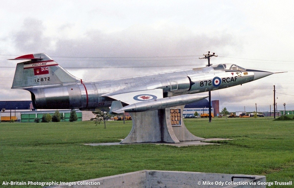 CF-104 G  /CL-90 Starfighter  RCAF - 417th Squadron Cold Lake AB 1962 (Italeri 1/32)  - Page 2 13615710