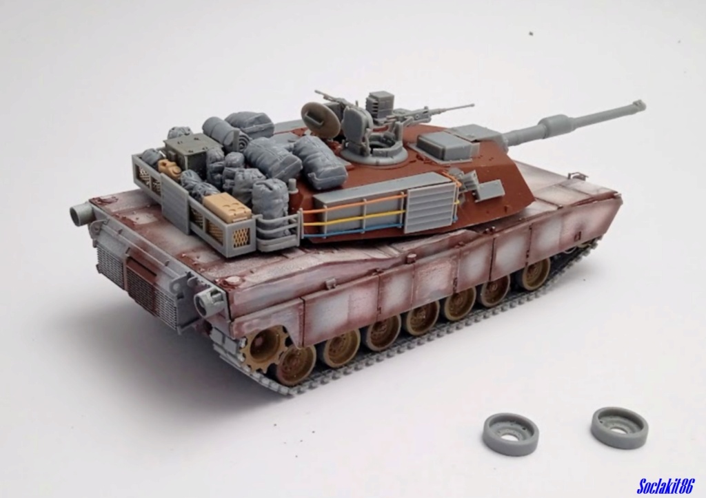 Fin de montage / restoration d'un M1A1AH Abrams au 1/35 (Dragon 3533) 1446