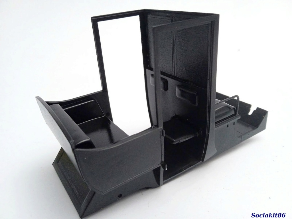 1/24 - Fil Rouge 2023 - Taxi Renault AG model 1910 - Heller 30705 1912