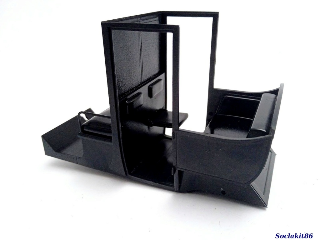 1/24 - Fil Rouge 2023 - Taxi Renault AG model 1910 - Heller 30705 2012