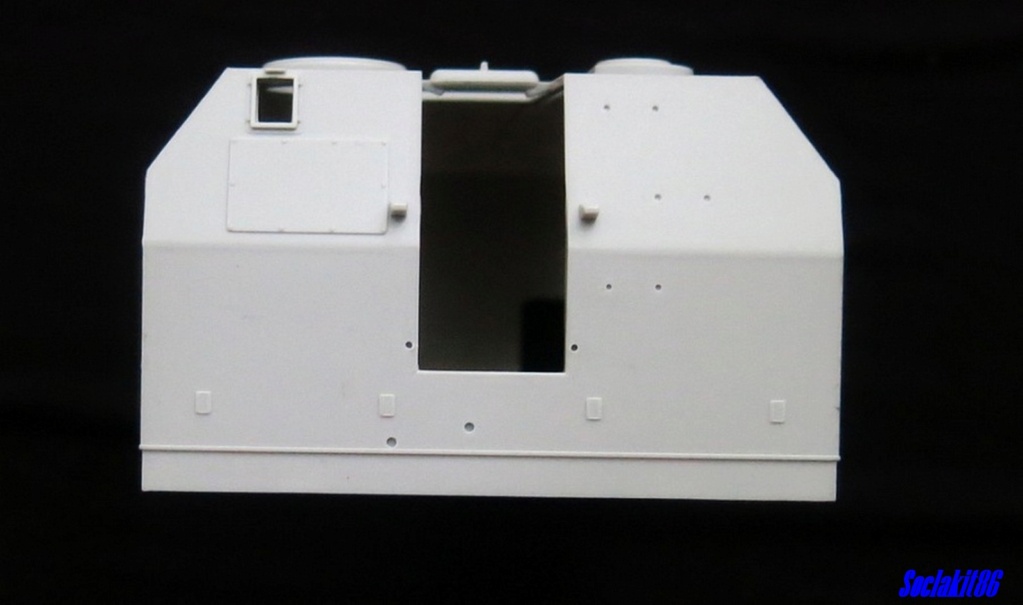 * 1/35 - A-222 Bereg - Trumpeter 2121