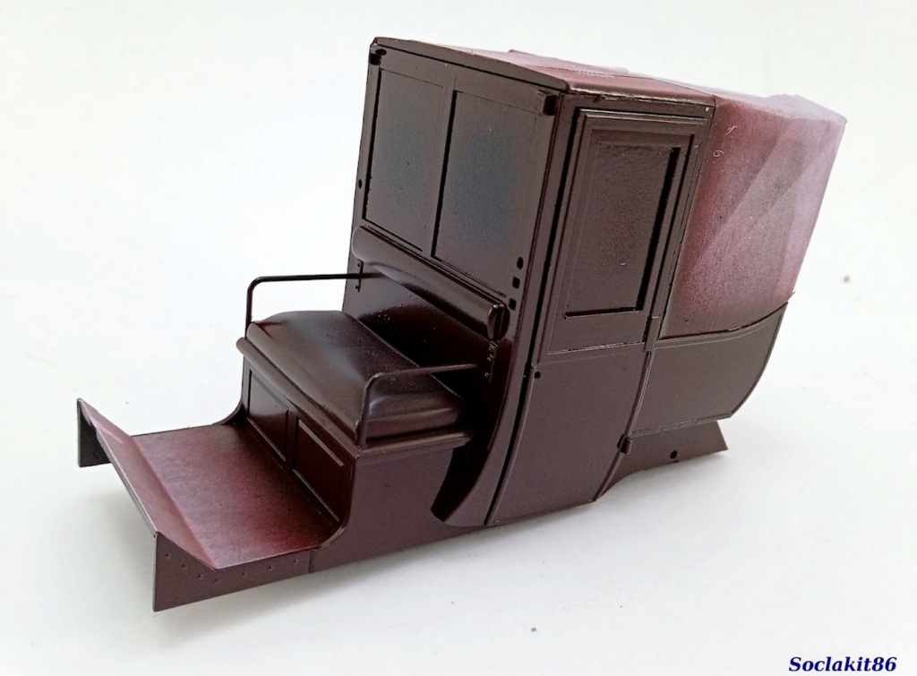 1/24 - Fil Rouge 2023 - Taxi Renault AG model 1910 - Heller 30705 3430