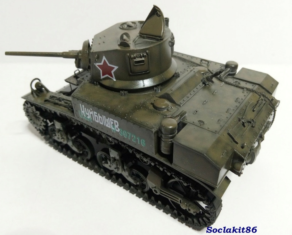 [Academy] 1/35 - M3A1 Stuart  4833