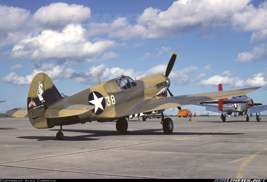 1/48 -  Curtiss P-40E Warhawk - AMT/ERTL   Airwor10