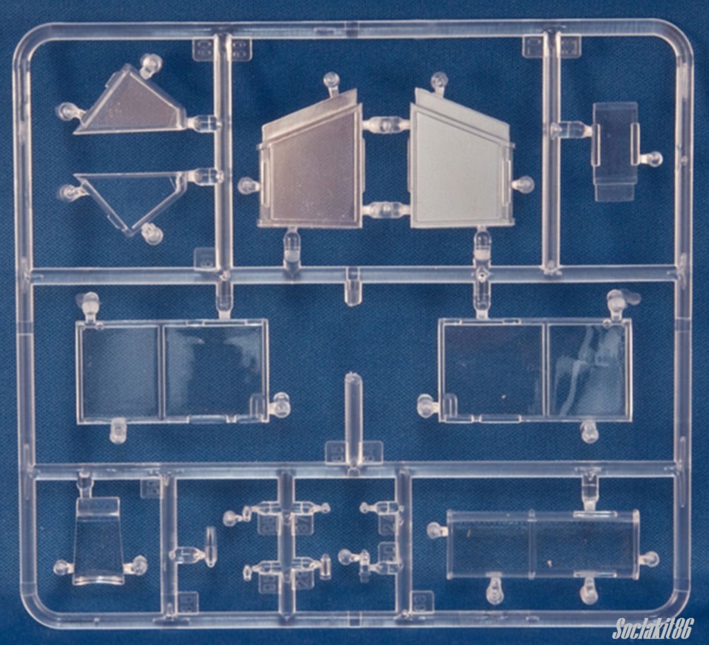 1/32 - Arado Ar 196 A-3 - Revell Clear10