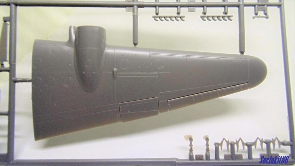 1/48 - Messerschmitt Me 410B-2 / U2 / R4 Hornisse - Revell Dsc00122