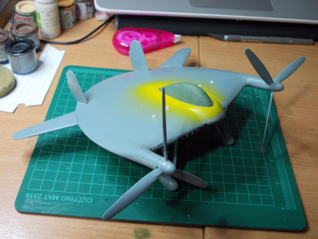 1/48 - Vought V-173 "Flying Pancake" - Sword Dscn1179