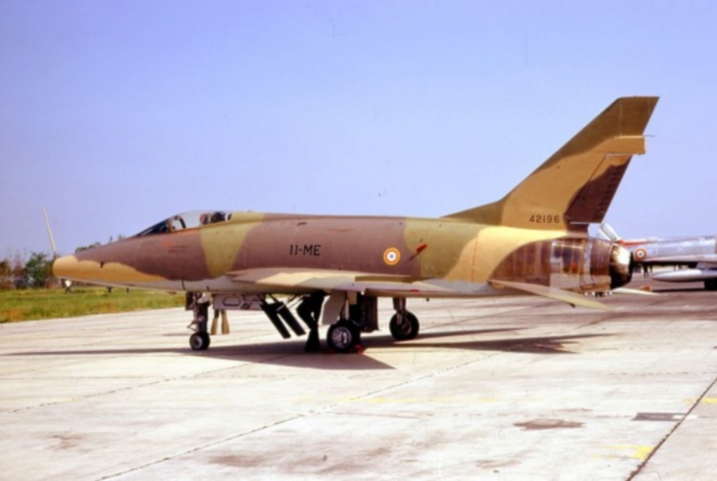 1/48 - North American F-100 D Super Sabre - Trumpeter F-100d11
