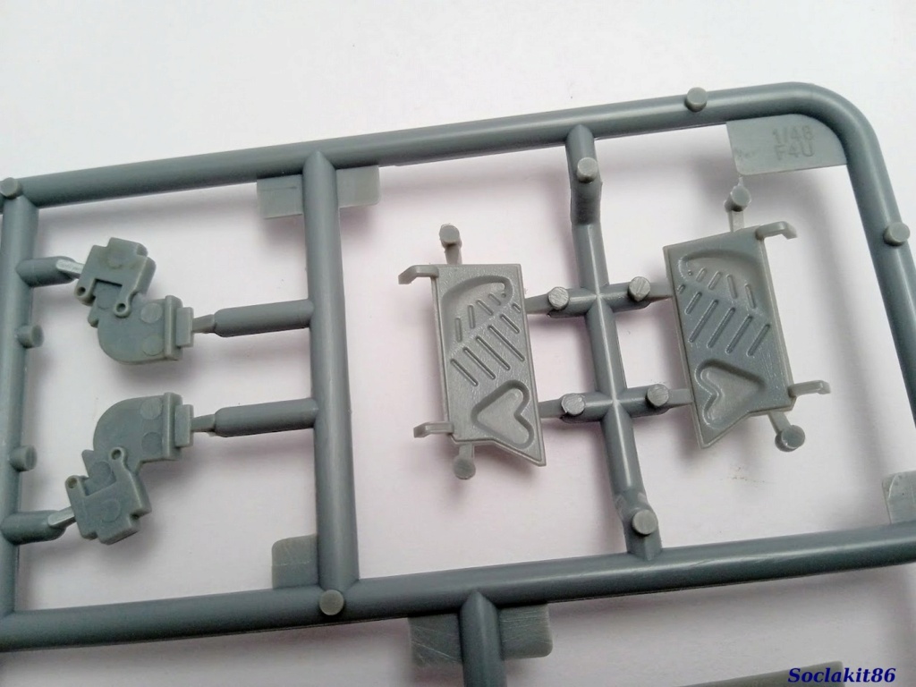 1/48 - Chance Vought F4U-1 Corsair "Birdcage" Late - Hobby Boss 80382 Gb10