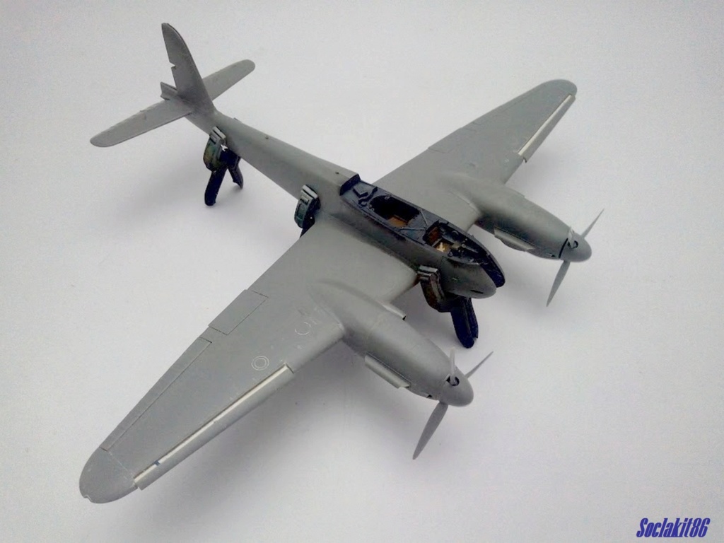 1/48 - Messerschmitt Me 410B-2 / U2 / R4 Hornisse - Revell M0128