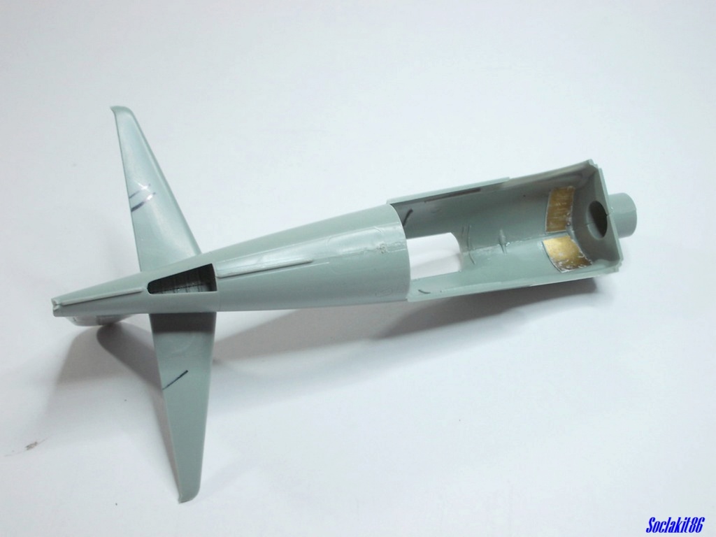 1/48 - F8F Bearcat - Academy M0469