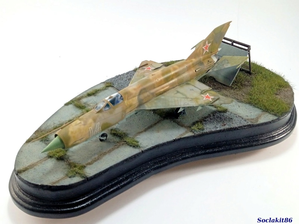  * 1/48 - MiG 21 MT Izdeliye 96B s.n 96.40.14 - Eduard W.E - Page 7 M11311