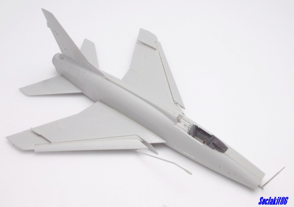 1/48 - North American F-100 D Super Sabre - Trumpeter M1827