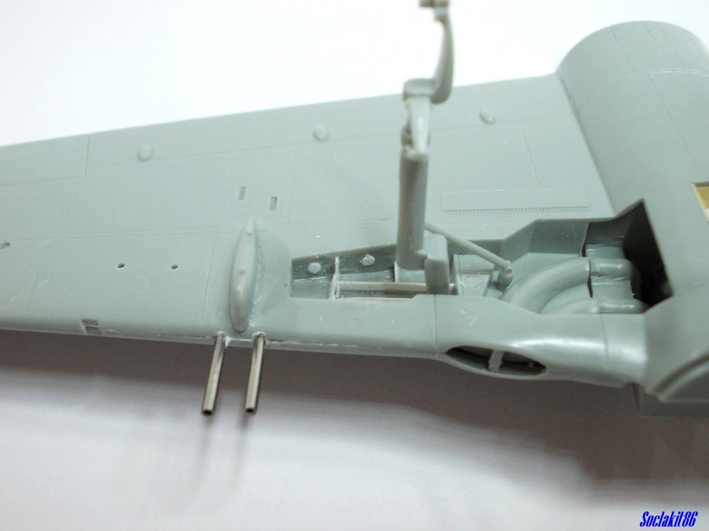 [Academy + bidouilles] 1/48 - Grumman F8F Bearcat de l'EROM 80  M1955