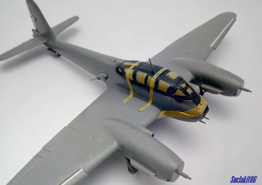 1/48 - Messerschmitt Me 410B-2 / U2 / R4 Hornisse  - Revell  M2718