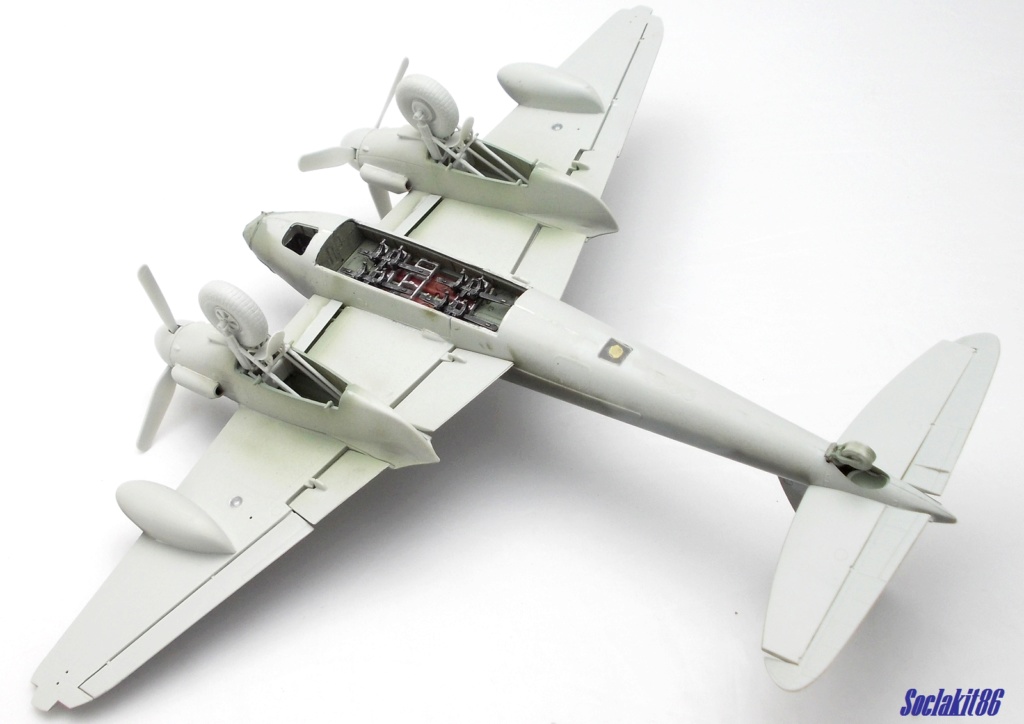 [Revell] De Havilland DH-98 Mosquito B mark.IV   1/48 M4714