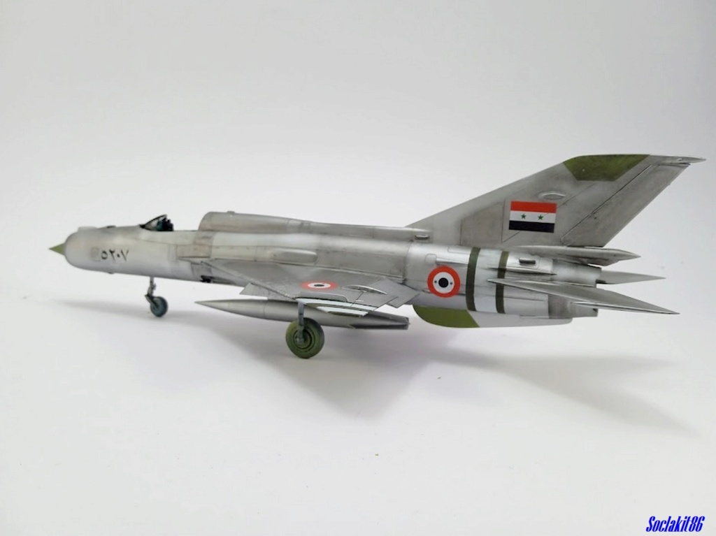 *1/48   MiG-21 PFS Izdeliye 94A Fishbed F   Eduard + Bidouille - Page 5 M4938