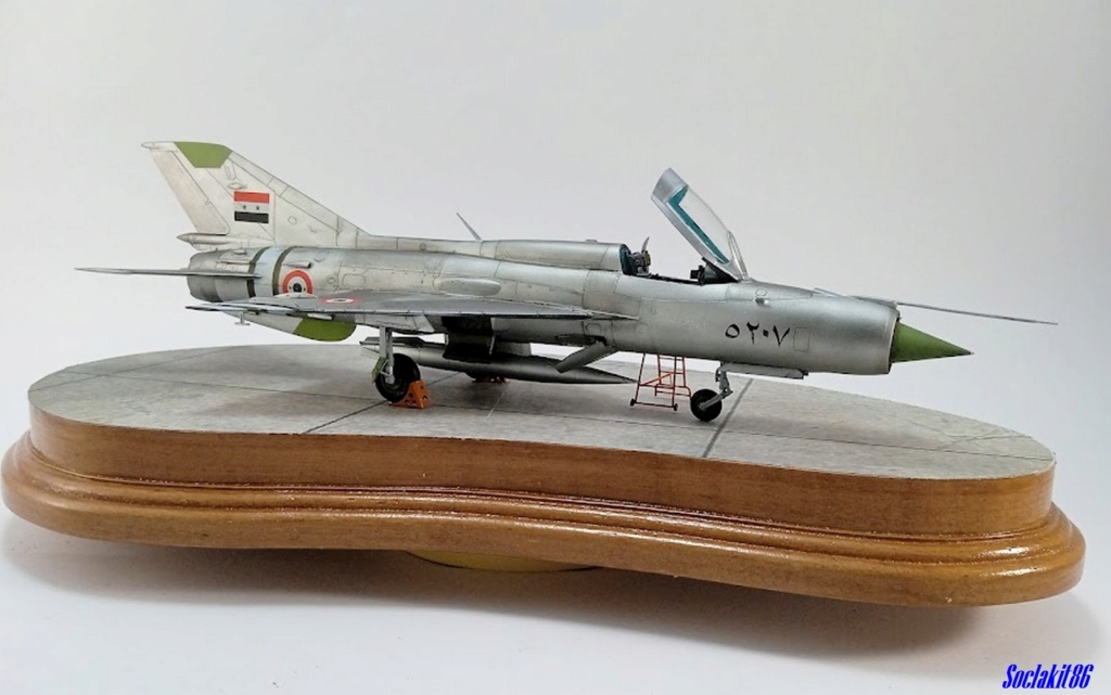 [base Eduard] 1/48 - Mikoyan-Gourevitch MiG-21 PFS Izdeliye 94 "Fishbed F"  M5344