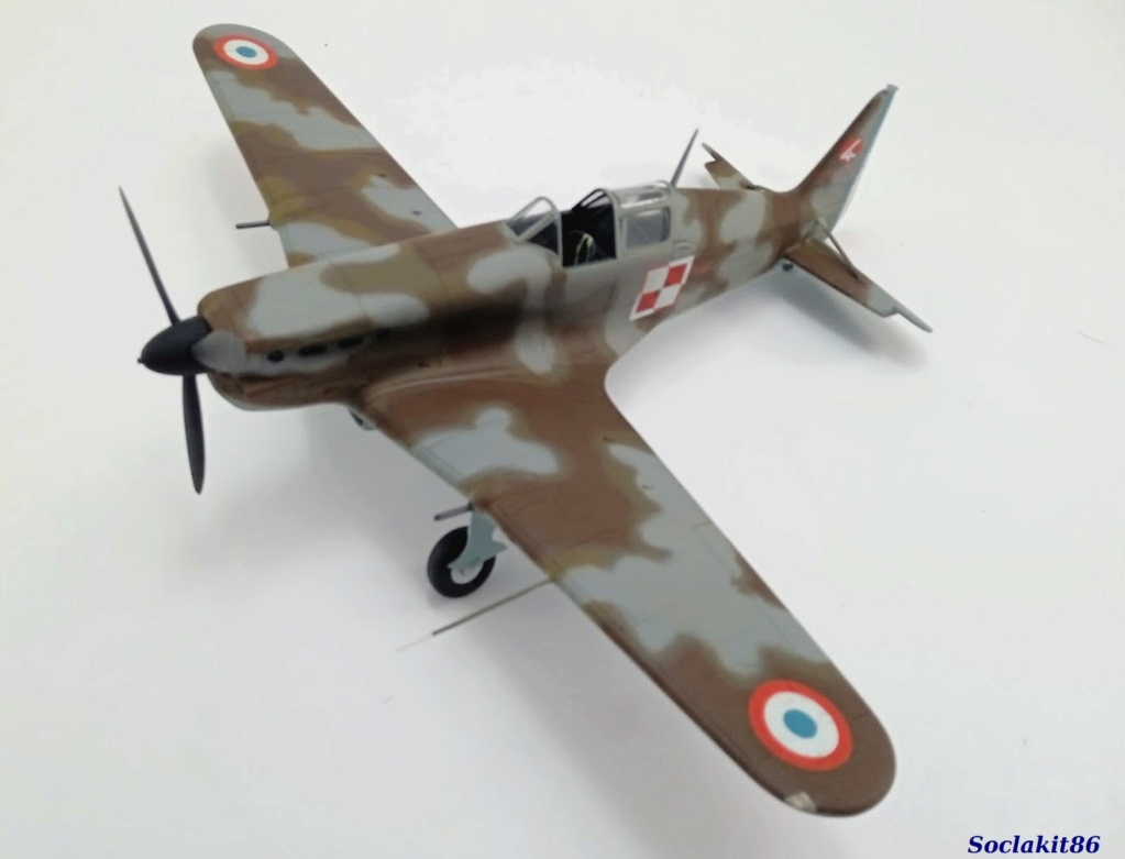 * 1/32 - Morane Saulnier MS 406 - Azur /AB Toys + décals Kagero Top Colors - Page 4 M5848