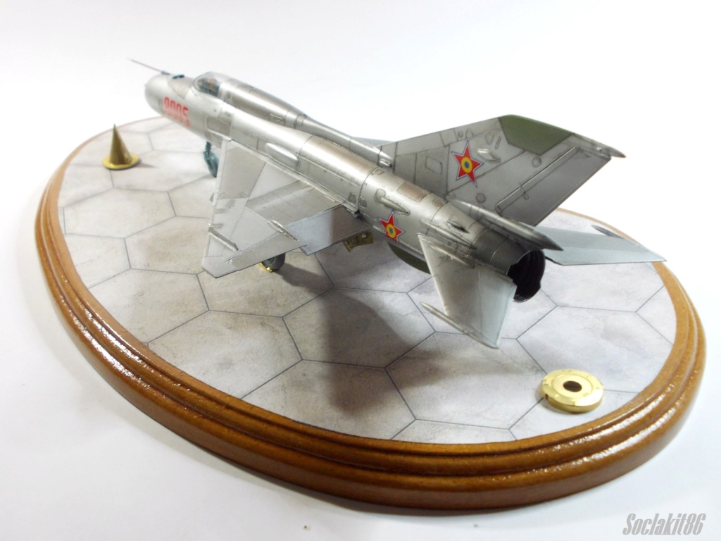 [base Eduard] 1/48 - Mikoyan-Gourevitch MiG-21 PFS Izdeliye 94 "Fishbed F"  M5937