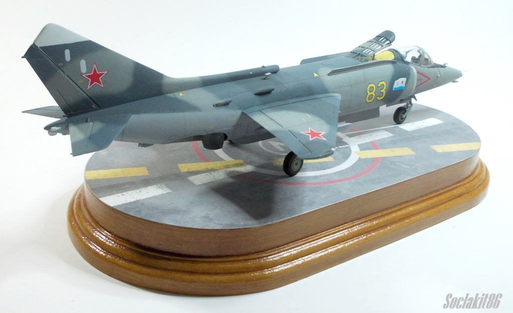 Yak-38M Forger A (Hobby Boss 1/48 + Edaurd Zoom ) M7010