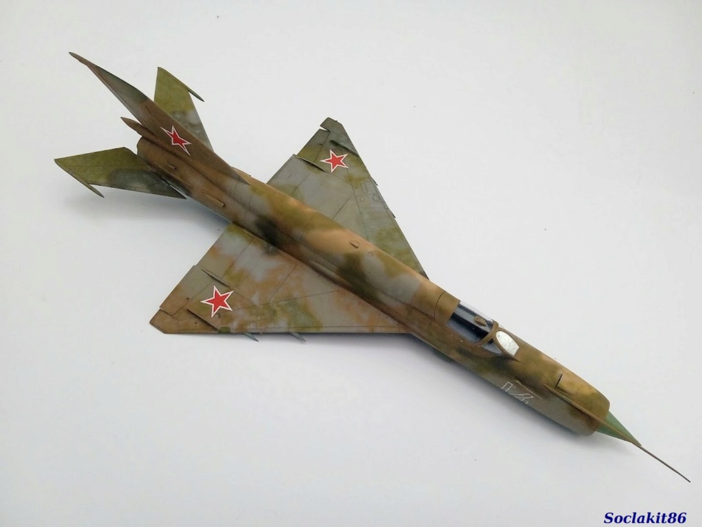 [Eduard W.E] 1/48 - Mikoyan-Gourevitch MiG-21 MT Fishbed Izdeliye 96B s.n 96.14.40  "14 liseré Blanc"  M7133