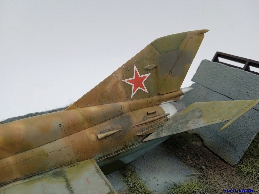  * 1/48 - MiG 21 MT Izdeliye 96B s.n 96.40.14 - Eduard W.E - Page 5 M8814