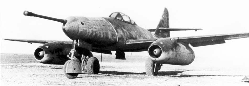 1/48 - Messerschmitt Me 262B-1a et 262B-1a/U1 -   Dragon Me262a12