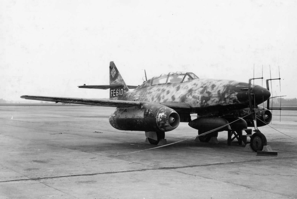 1/48 - Messerschmitt Me 262B-1a et 262B-1a/U1 -   Dragon Me262b11