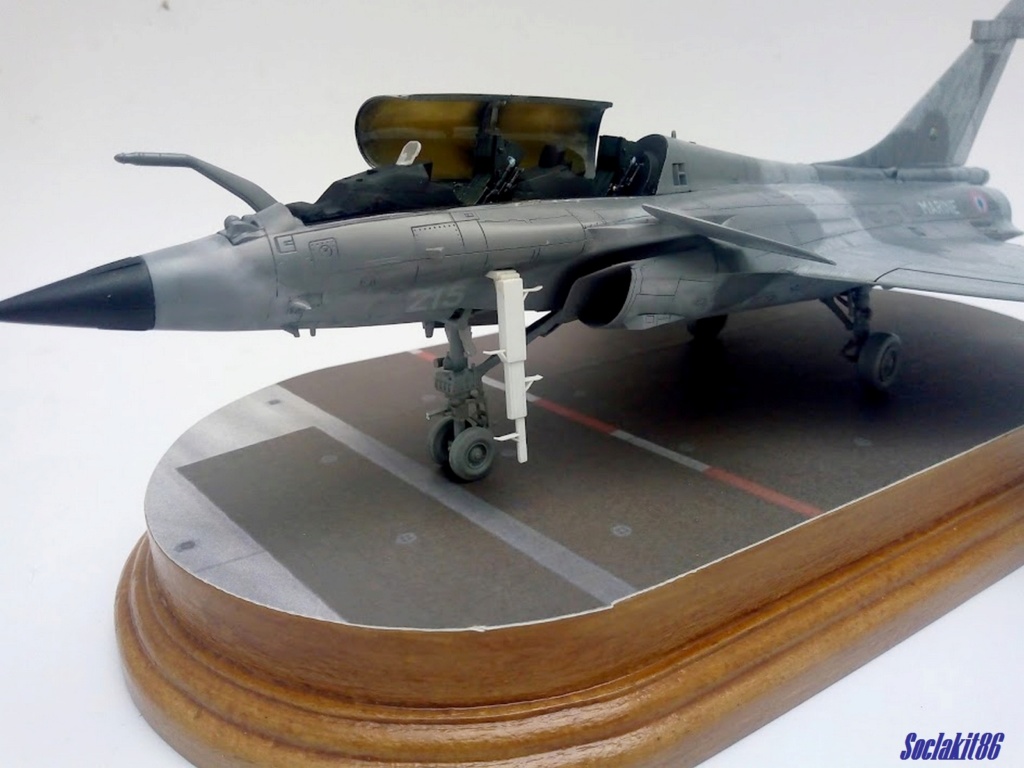 1/48 - What If d'un Rafale Marine Biplace  - Revell et Hobby Boss  - Page 2 N_7210