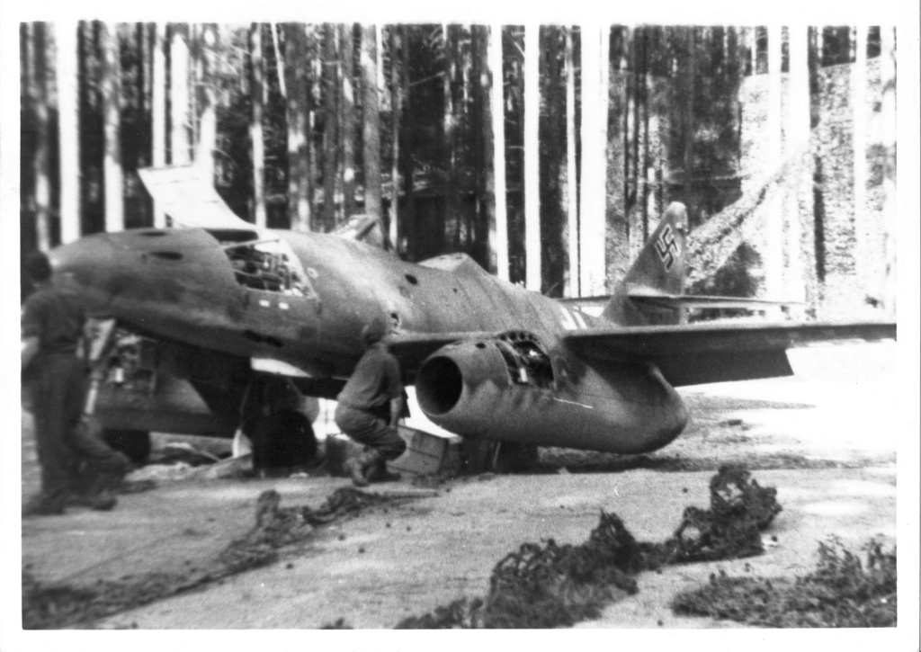 Me 262A-1a ( Dragon 1/48) Nasm-n13