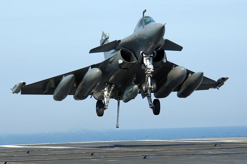 1/48 - What If d'un Rafale Marine Biplace - Revell et Hobby Boss Rafale11