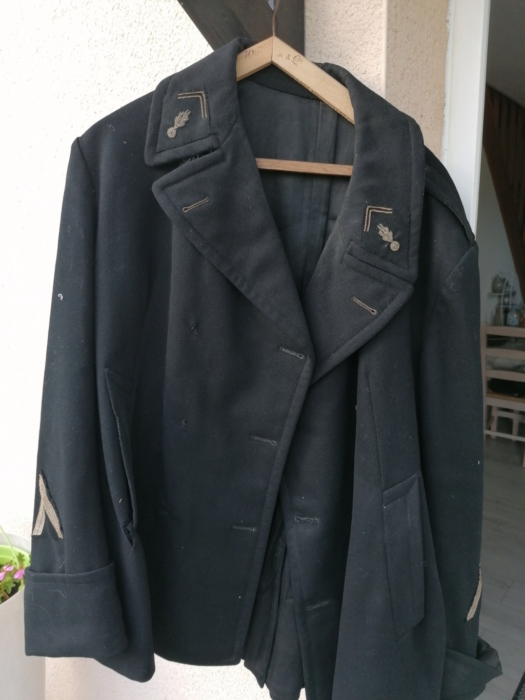 Lot de deux vestes et un pantalon gendarmerie Img_2815