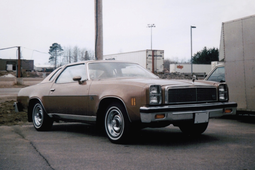 1976 Malibu Classic - Long time Family Car Chevro11