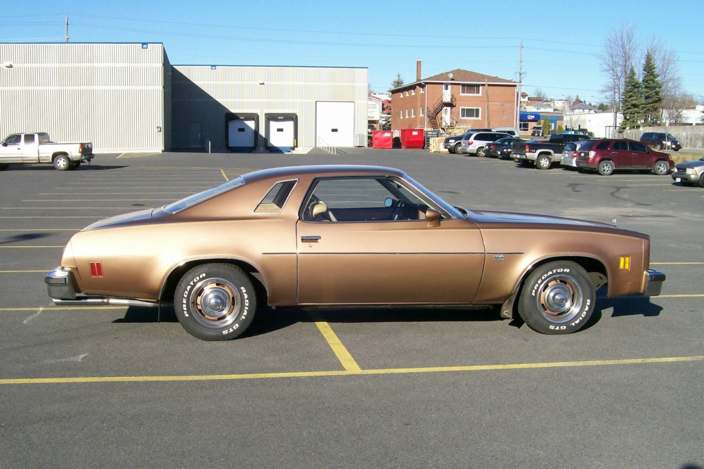 1976 Malibu Classic - Long time Family Car Chevro12