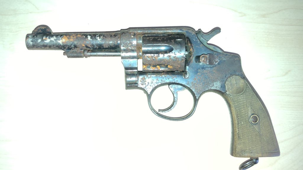 Identification revolver  R210