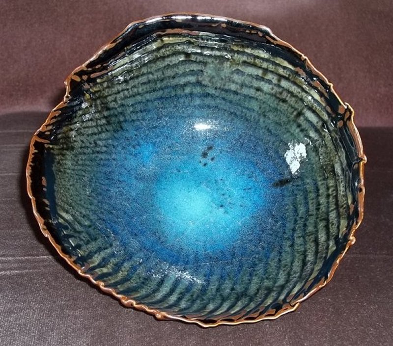 Asymmetric porcelain bowl jpC 100_3815