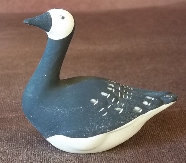 Bird and animal figurines by Highbank Porcelain, Lochgilphead, Scotland  100_4713