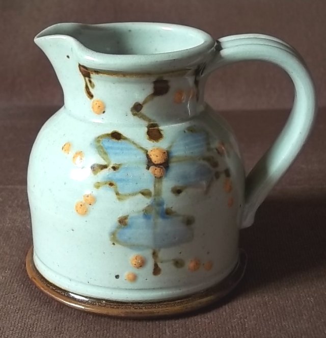 Stoneware jug WWP mark, 100_5165