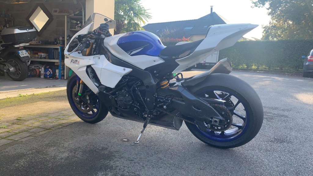 YAMAHA R1 2017 9300km 12000€ 75323210